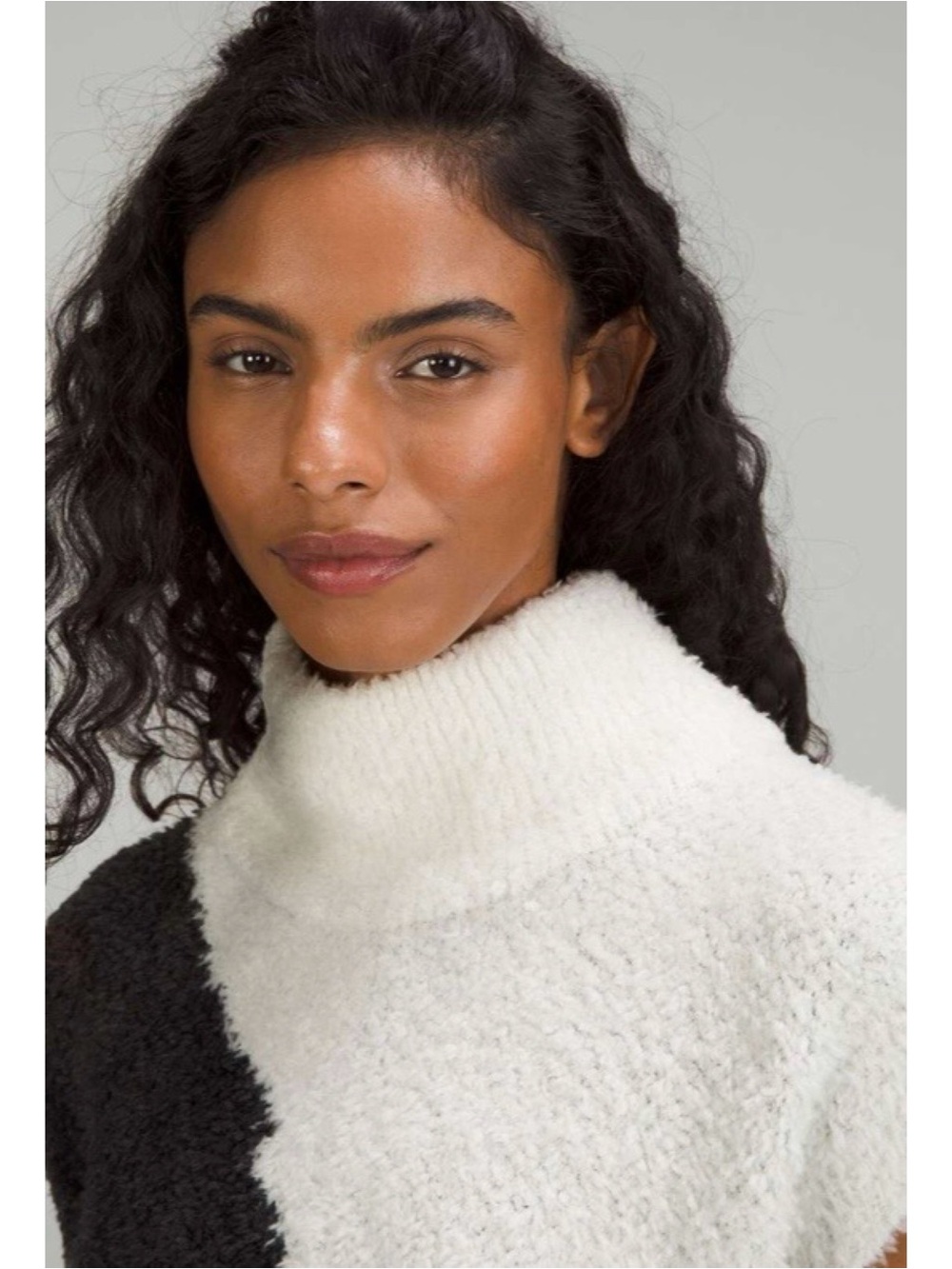 Lululemon Ombre Knit Textured Poncho, size 8 - Picture 4 of 14